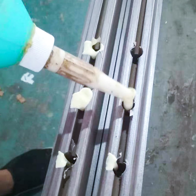 LM158 ডোর প্যানেল টেনন যৌথ আঠালো